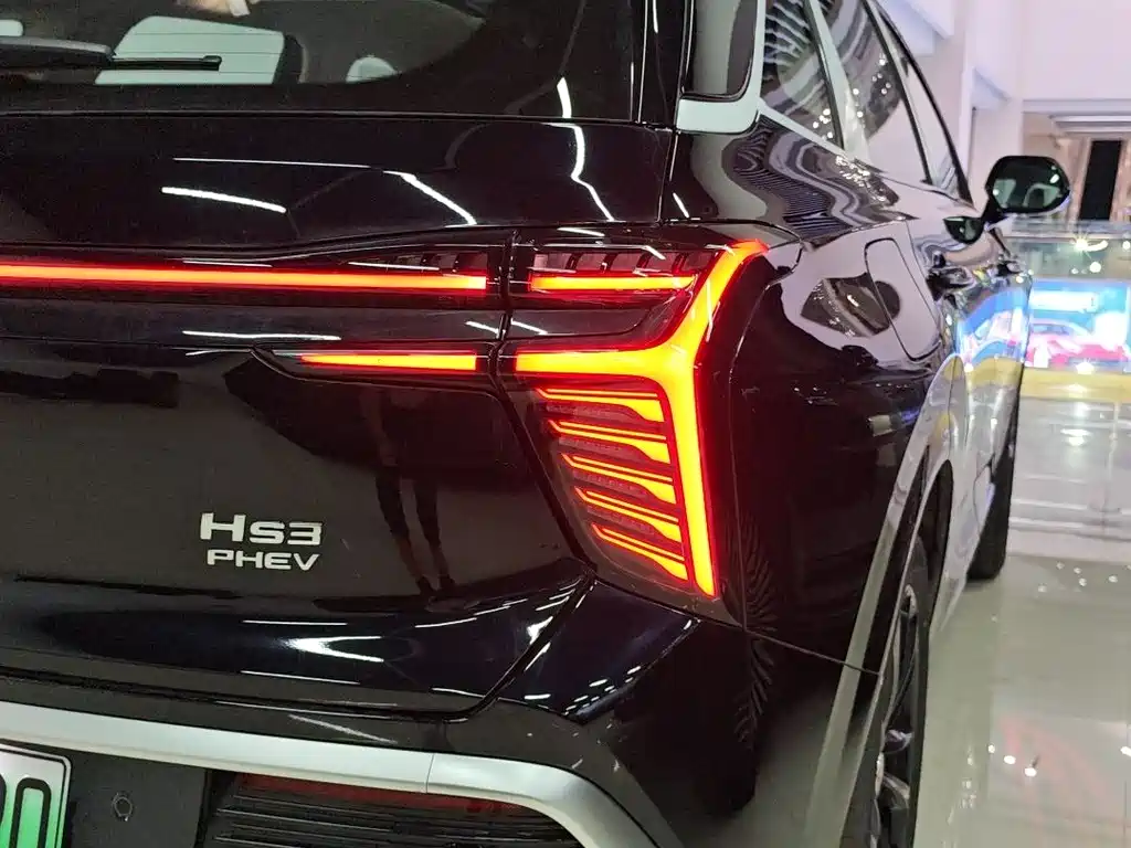 Hongqi HS3 PHEV 2026 — фото 15