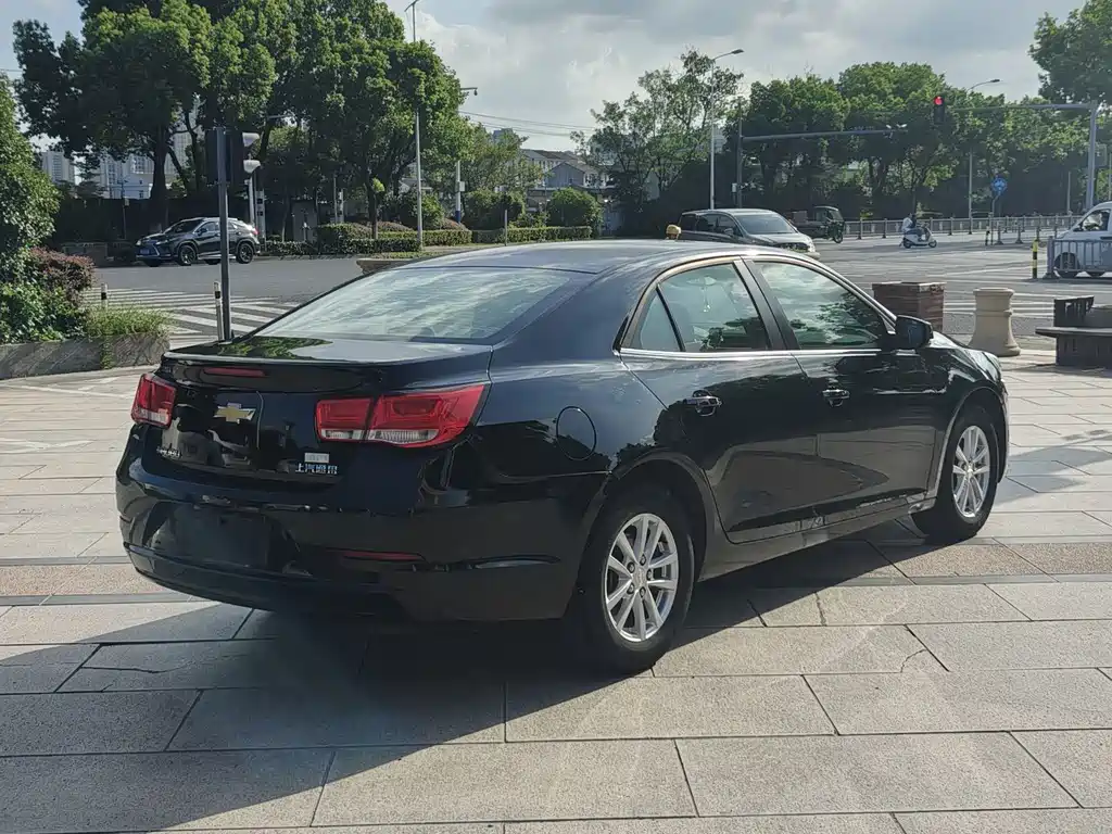 Chevrolet Malibu 2017 — фото 4