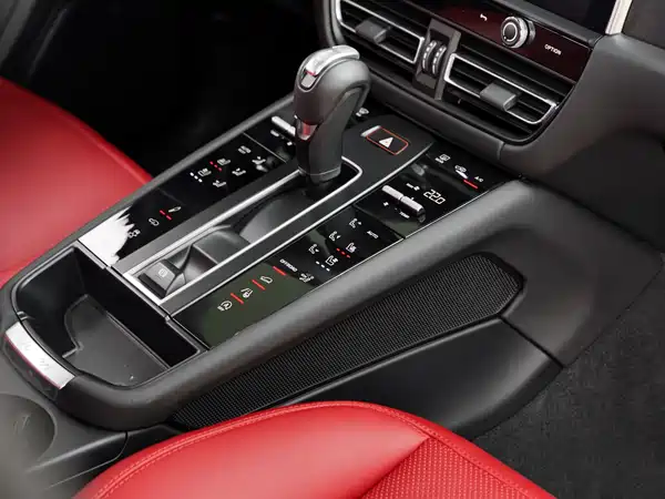 Porsche Macan 2022