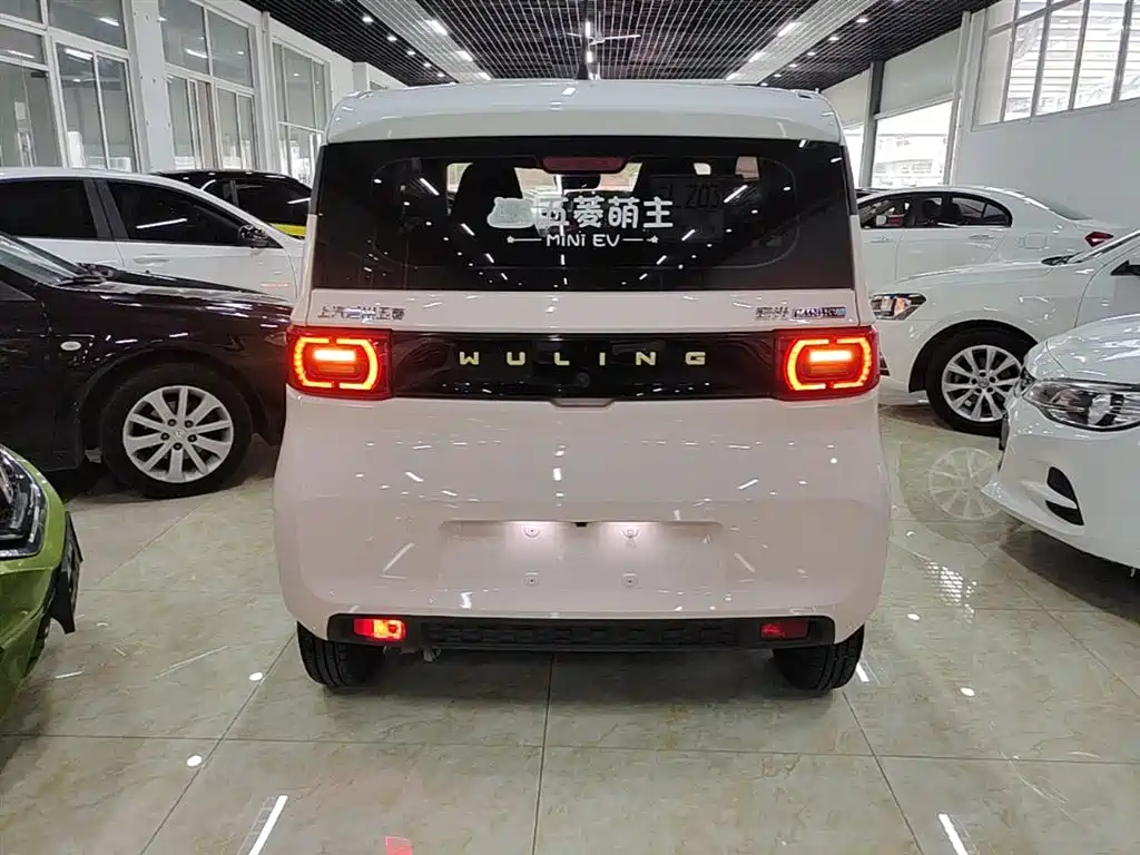 Wuling MINIEV 2021 — фото 6