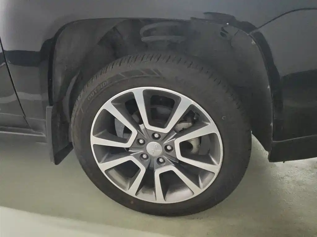 Jeep Compass 2015 — фото 26