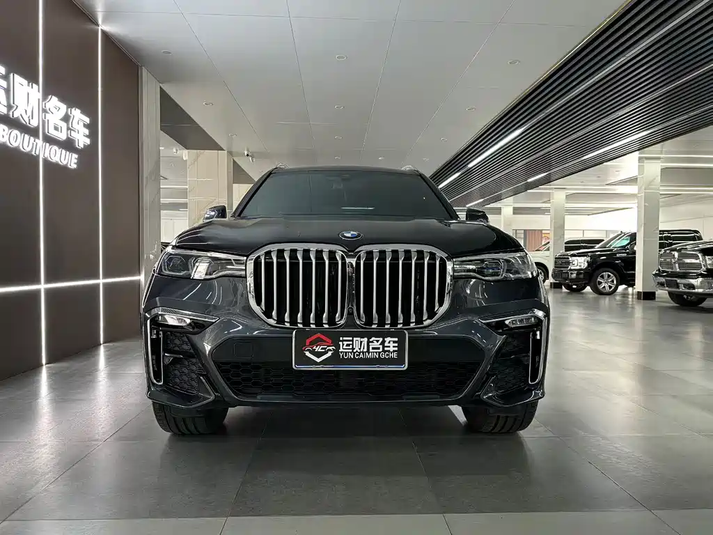 BMW X7 2021 — фото 2