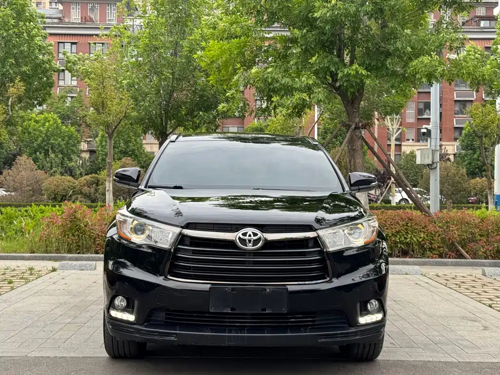 Toyota Highlander 2017 — фото 2