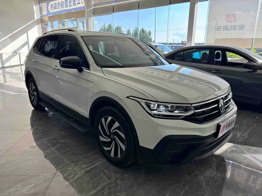Volkswagen Tiguan L 2025