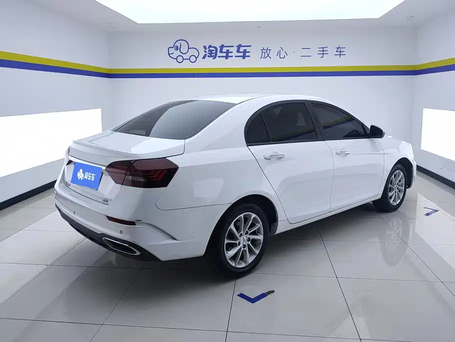 Geely Emgrand 2022 — фото 3