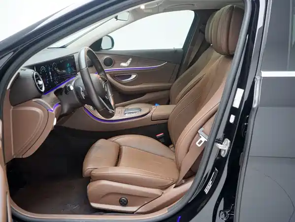 Mercedes-Benz E-Class 2023