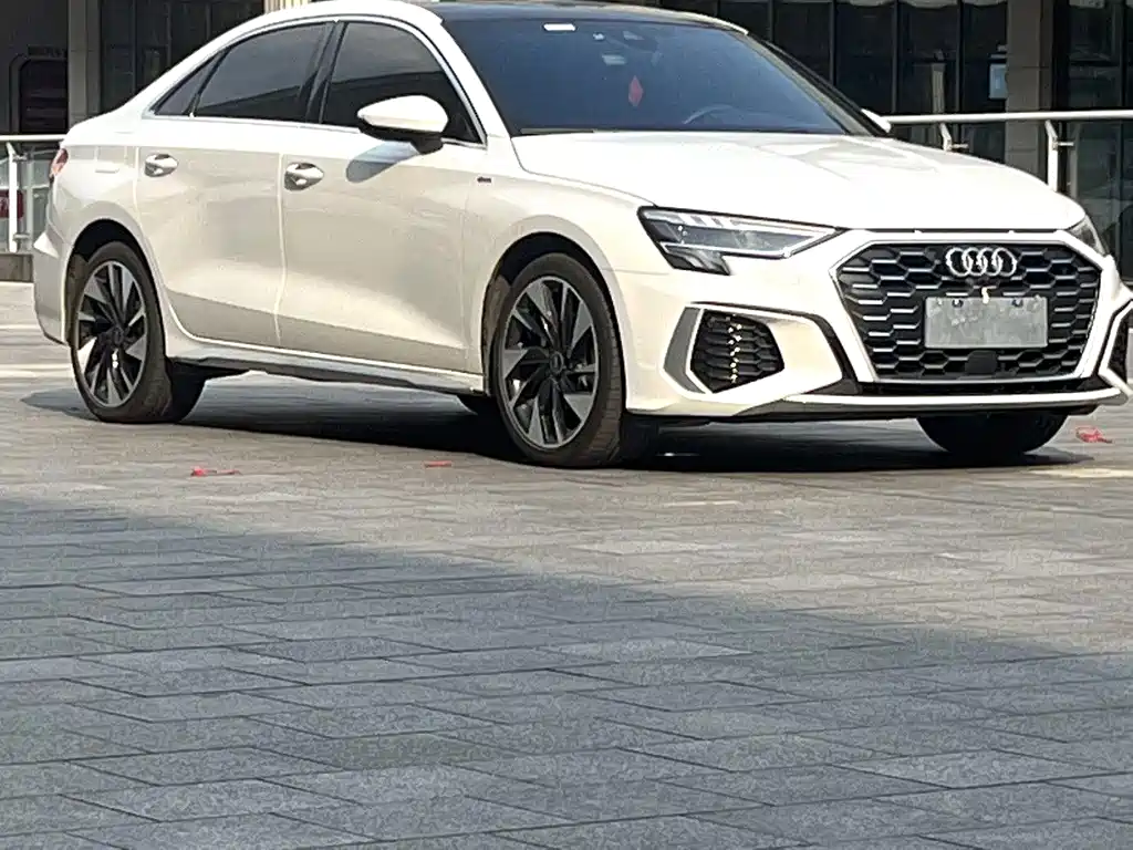 Audi A3 2022 — фото 3