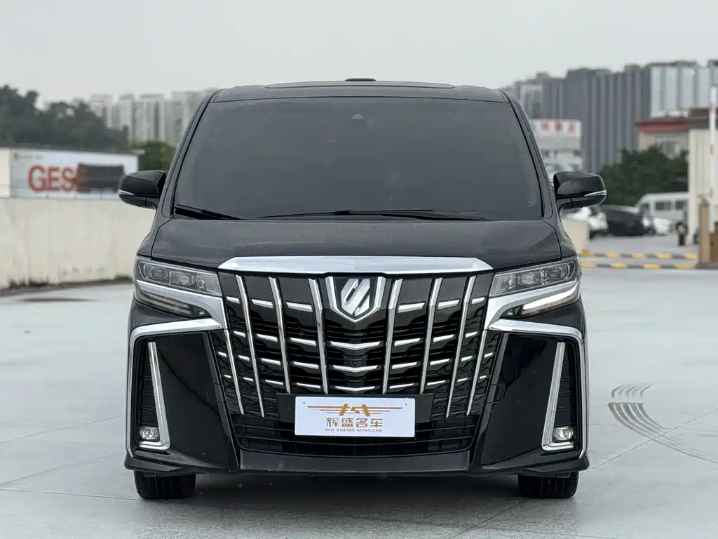 Toyota Alphard 2022 — фото 2
