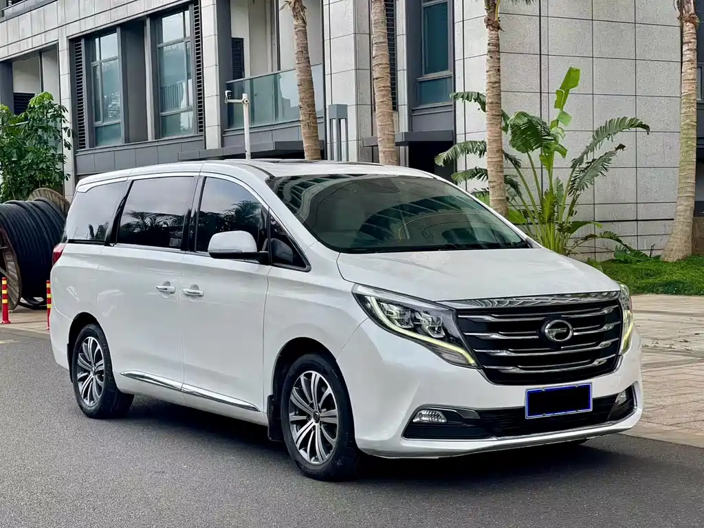 GAC Motor Trumpchi M8 2018 — фото 3