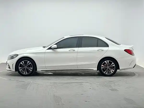 Mercedes-Benz C-Class 2019
