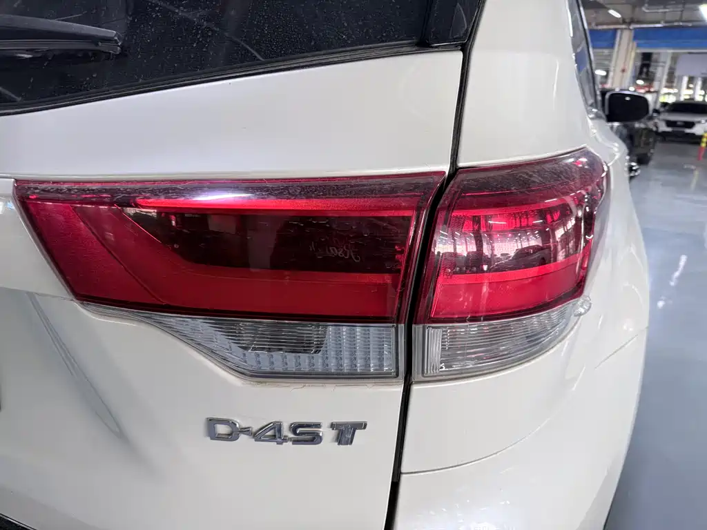 Toyota Highlander 2018 — фото 20