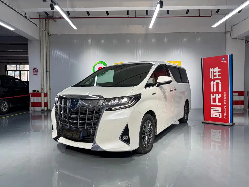 Toyota Alphard 2020 — фото 1
