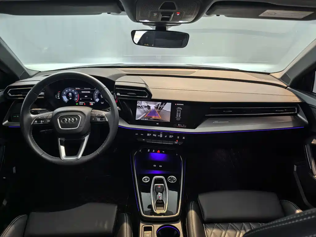 Audi A3 2025 — фото 12