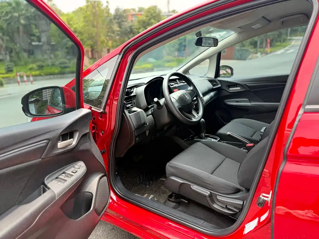 Honda Fit 2016 — фото 4