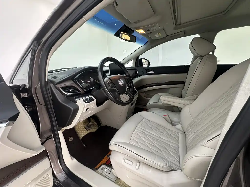 Buick GL8 2022