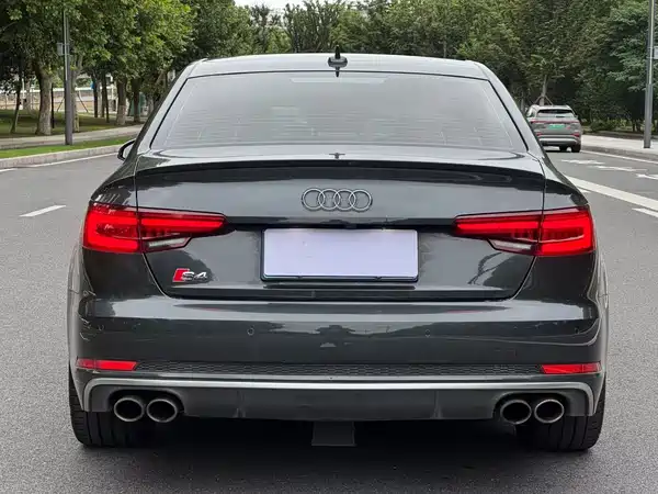Audi S4 2019