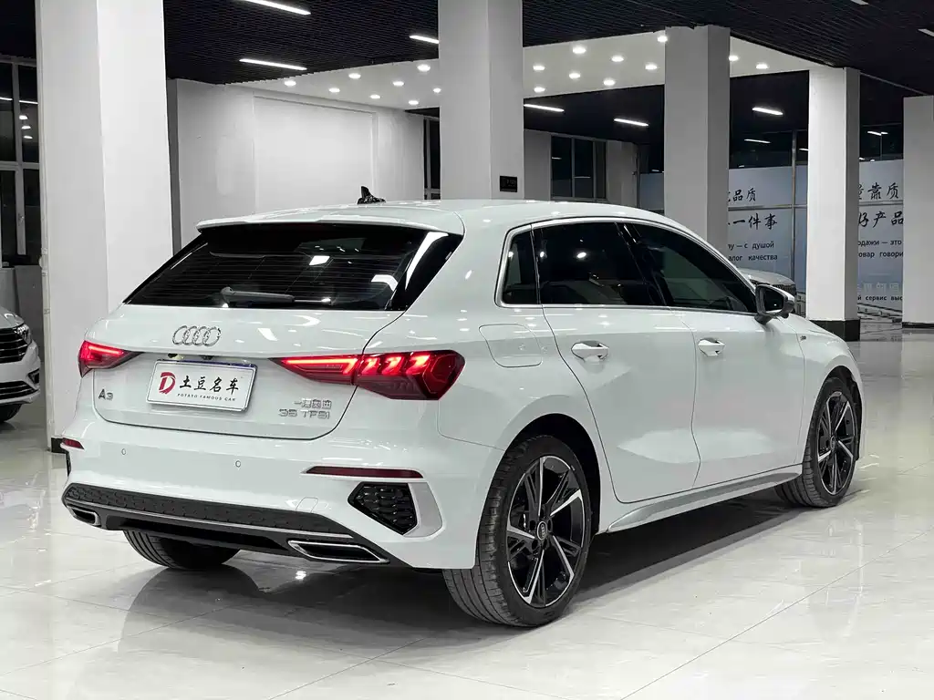 Audi A3 2022 — фото 6