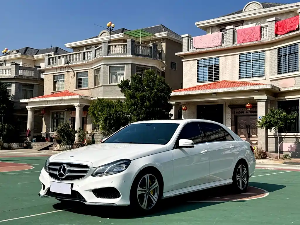 Mercedes-Benz E-Class 2014 — фото 1