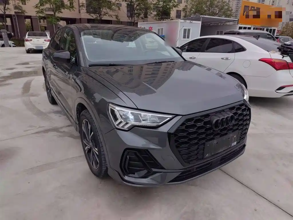Audi Q3 Sportback 2023 — фото 4