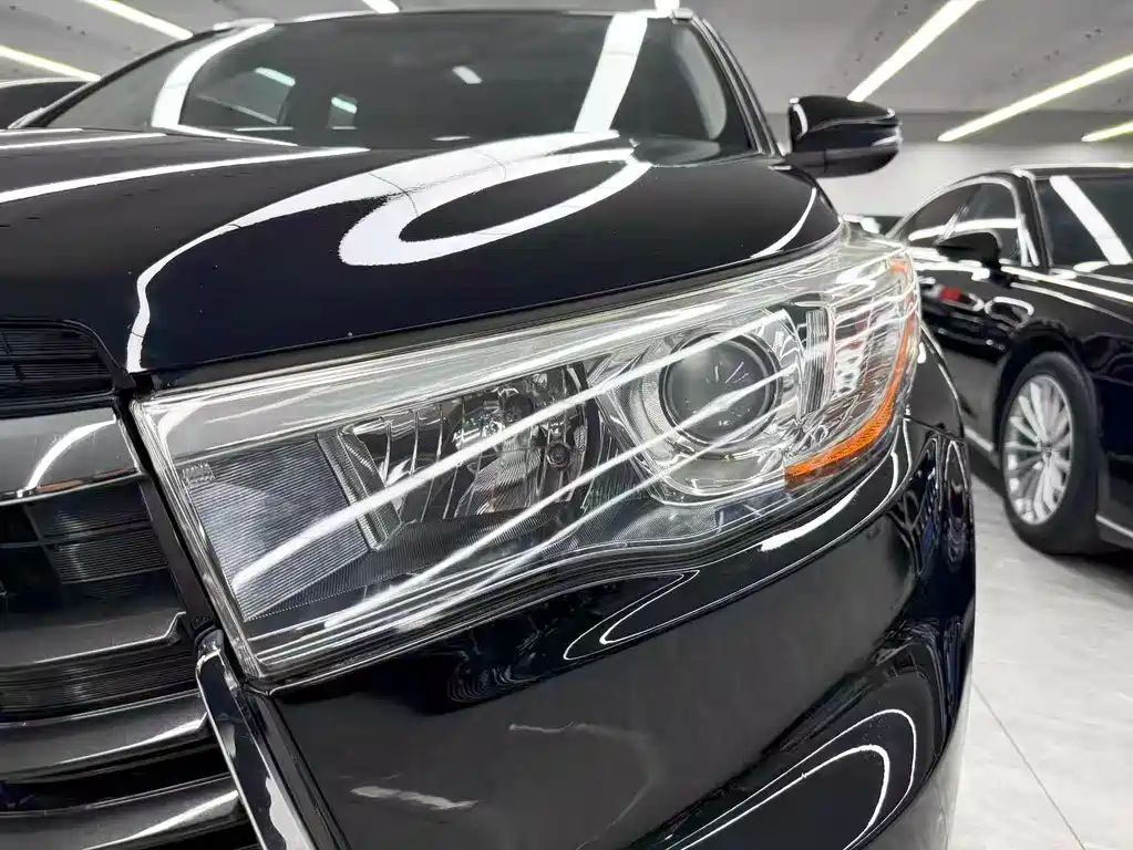Toyota Highlander 2017 — фото 25