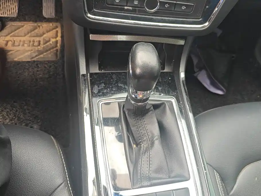 Roewe i6 Classic 2019 — фото 16