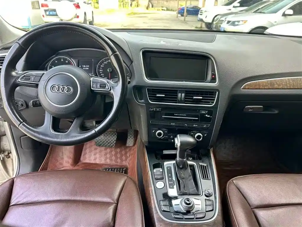 Audi Q5 2015 — фото 6
