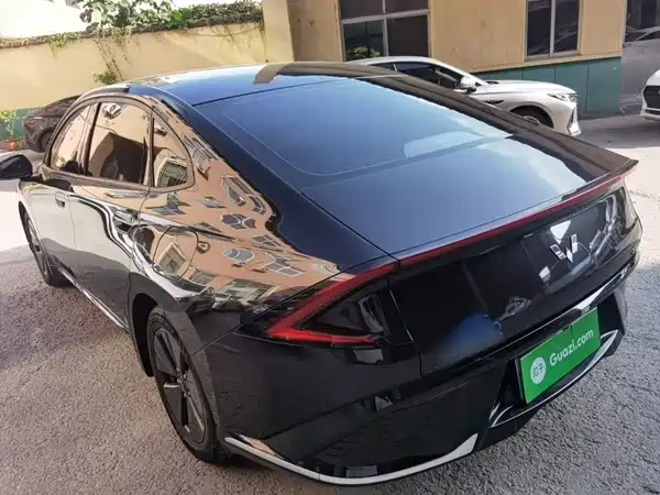 Wuling Starlight 2024