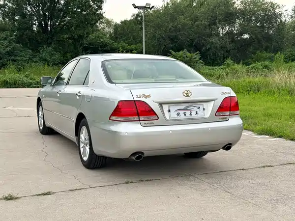Toyota Crown 2007