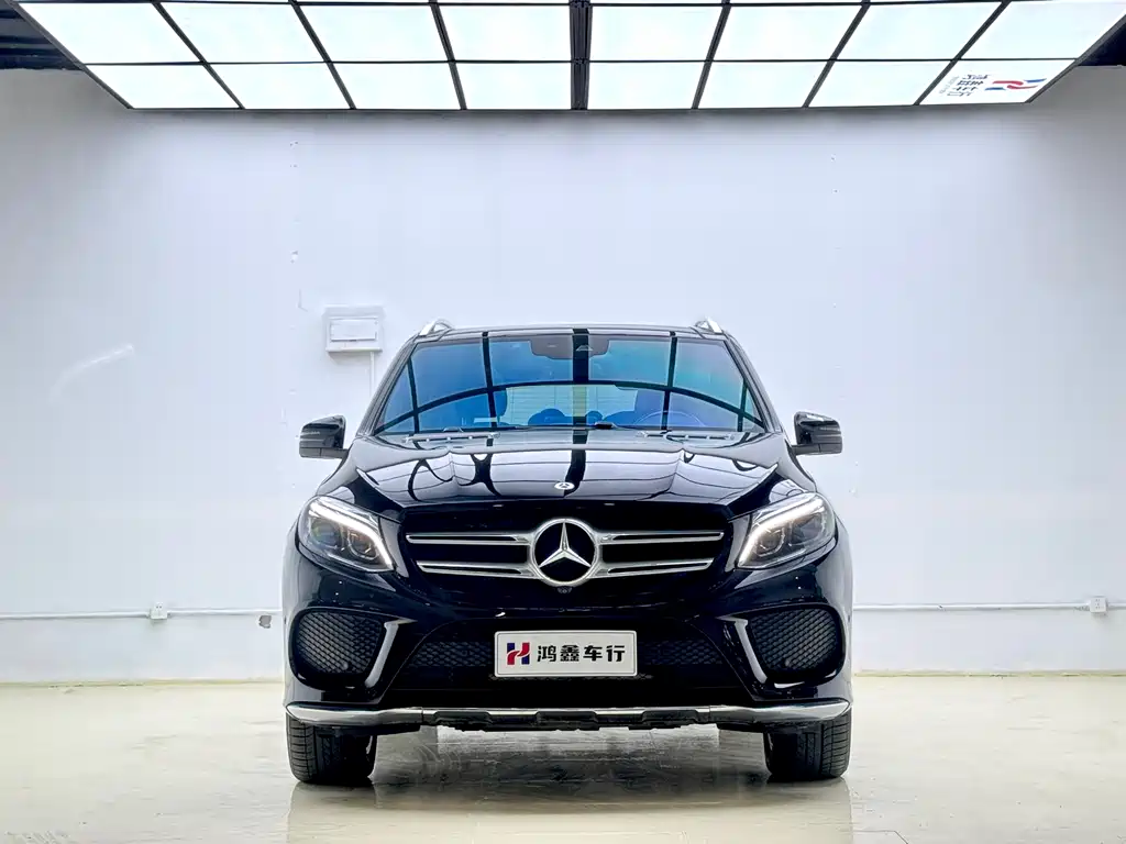 Mercedes-Benz GLE 2018 — фото 2