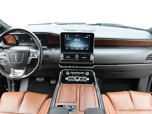 Lincoln Navigator 2019