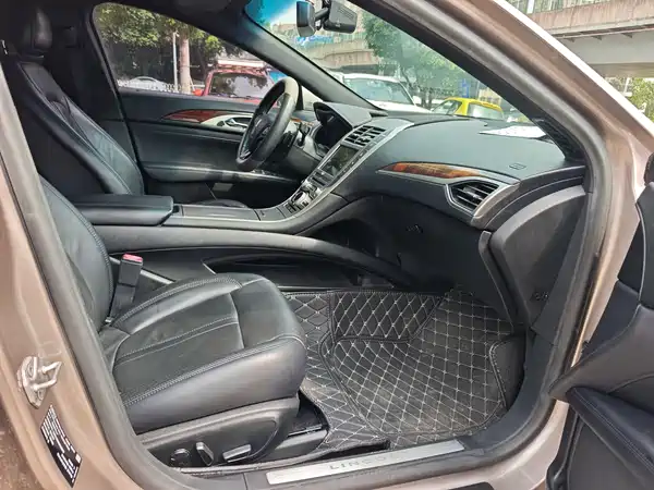 Lincoln MKZ 2018