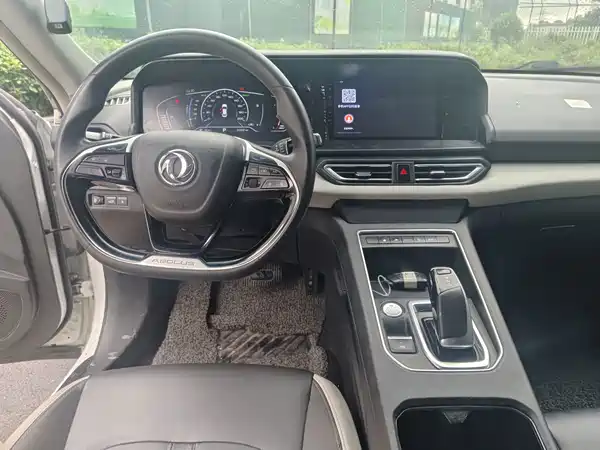 Dongfeng E70 2022