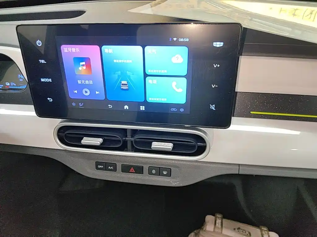 Geely Galaxy Panda 2025 — фото 13