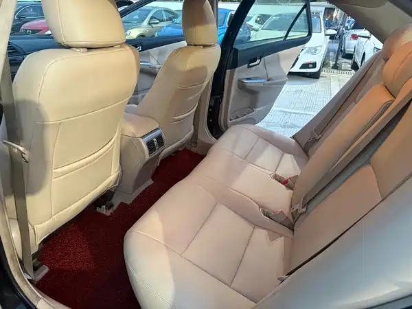 Toyota Camry 2012
