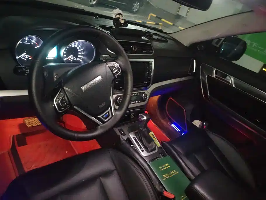 Haval H6 Coupe 2015 — фото 12