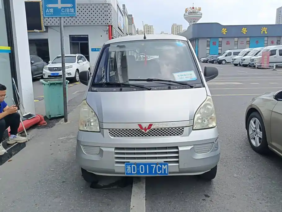 Wuling Rongguang 2014 — фото 2