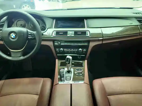 BMW 7 Series 2013