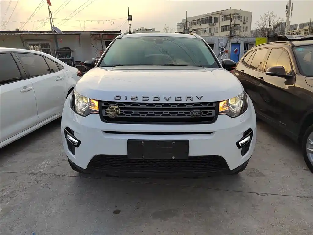 Land Rover Discovery Sport 2018 — фото 3