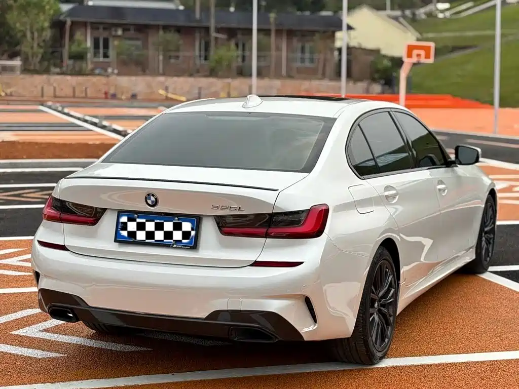BMW 3 Series 2019