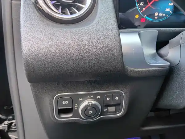 Mercedes-Benz GLB 2022