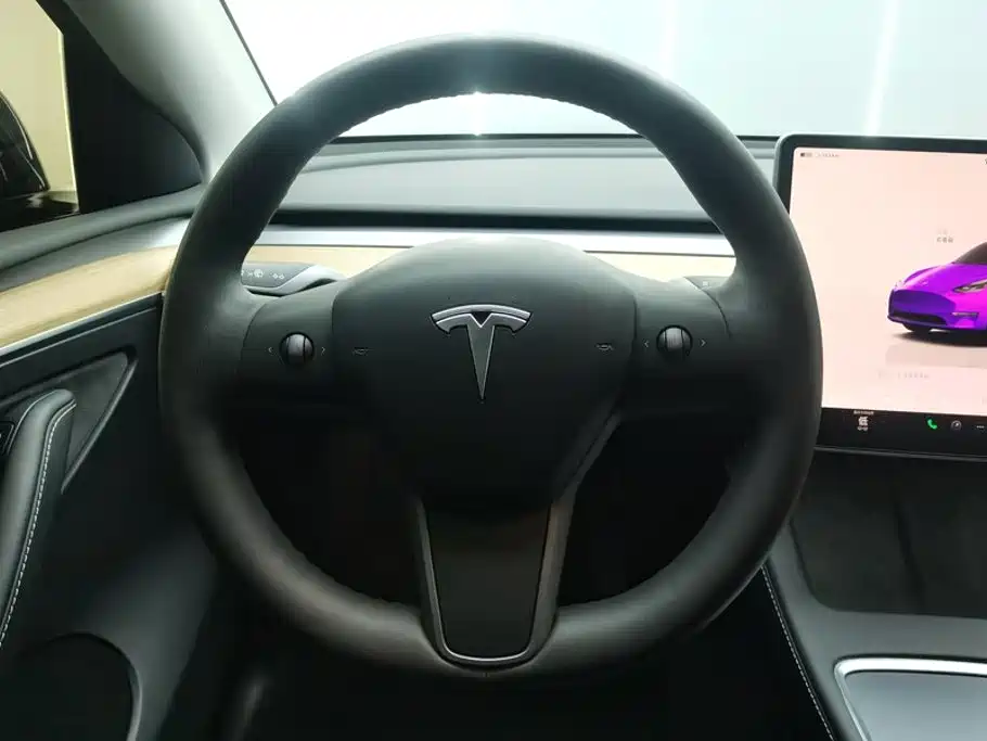 Tesla Model Y 2022 — фото 15