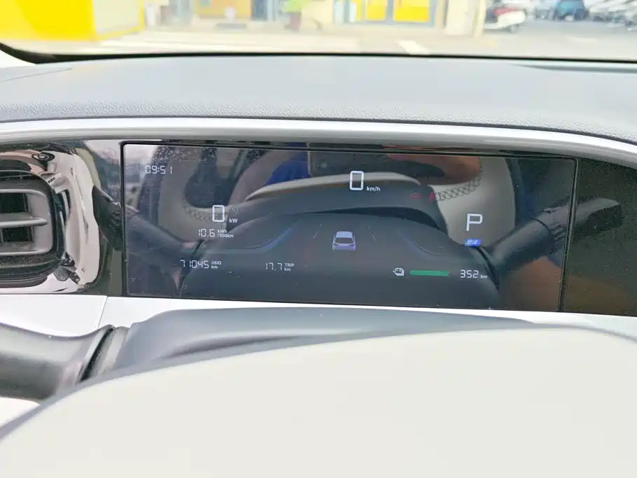 Geely Galaxy Starwish 2025 — фото 14