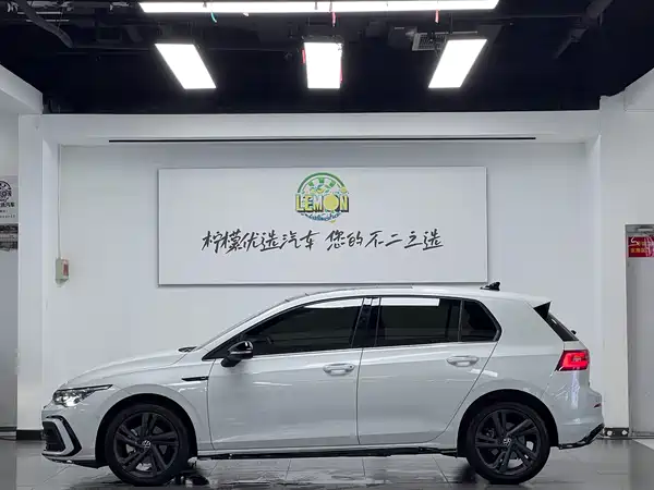 Volkswagen Golf 2020