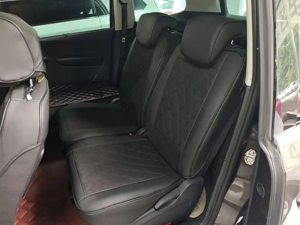 Volkswagen Sharan 2016 — фото 17
