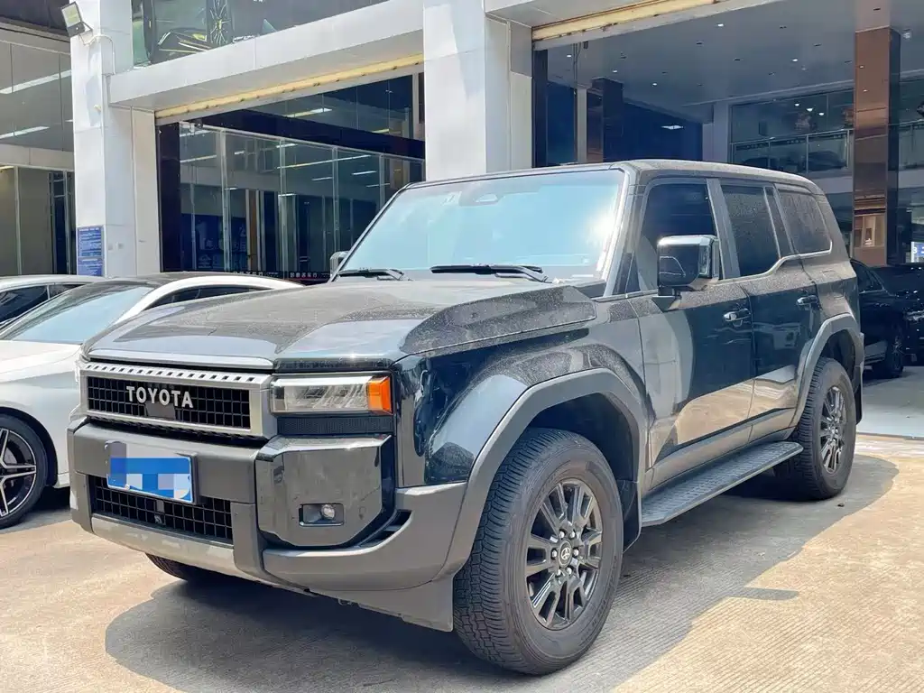 Toyota Prado 2025