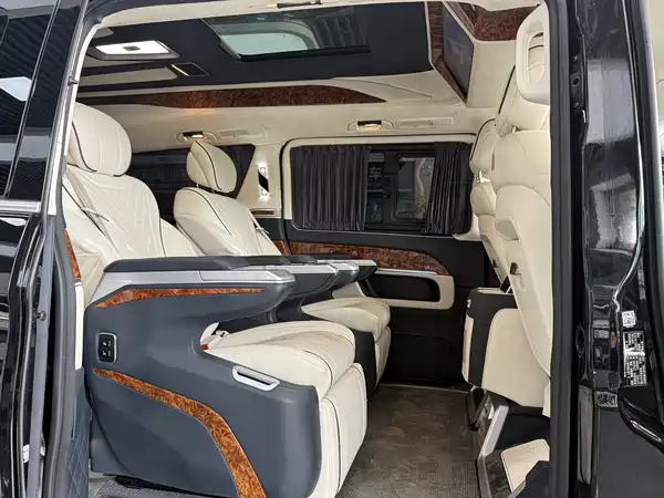 Mercedes-Benz V-Class 2024