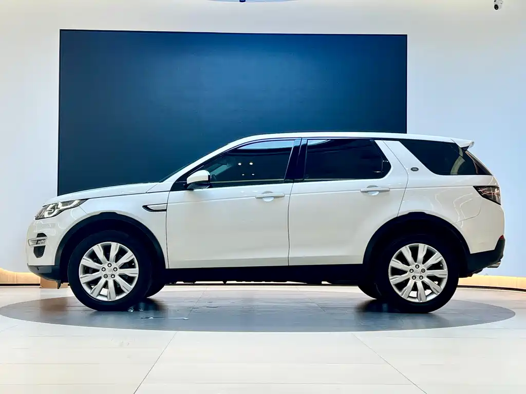 Land Rover Discovery Sport 2017 — фото 6