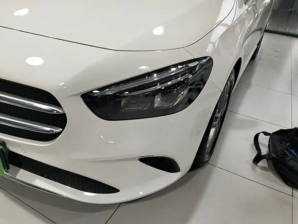 Mercedes-Benz B-Class 2020 — фото 24