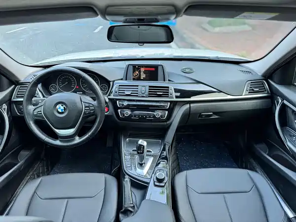 BMW 3 Series 2016