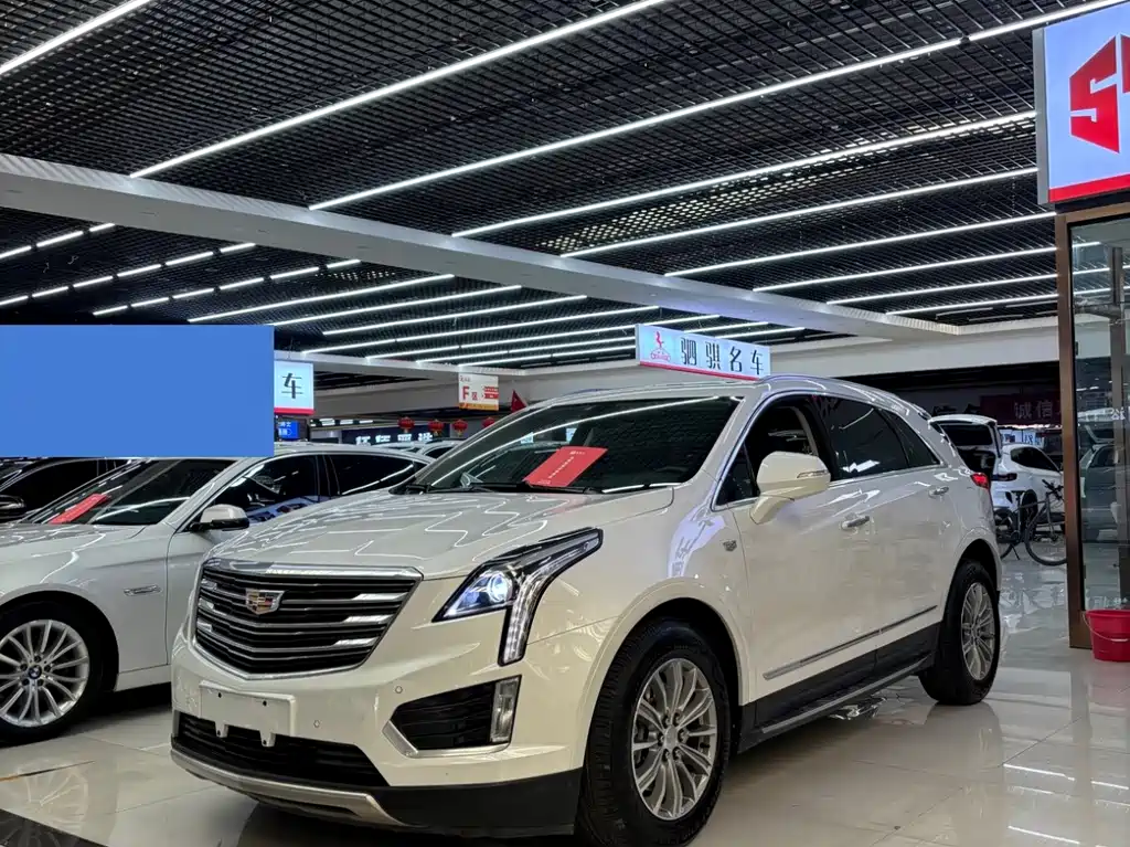 Cadillac XT5 2016 — фото 1